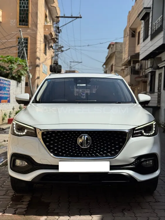 MG HS 2024 for Sale in Sialkot Image-1
