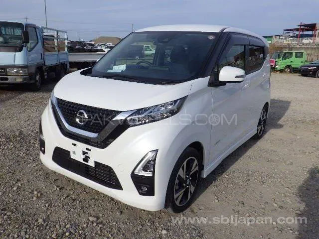 Nissan Dayz 2023 for Sale in Karachi Image-1