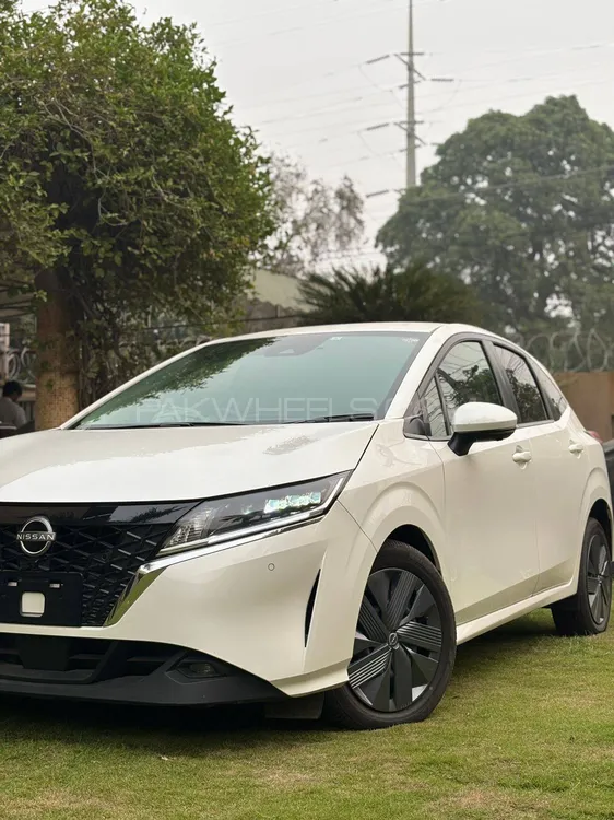 Nissan Note 2023 for Sale in Lahore Image-1