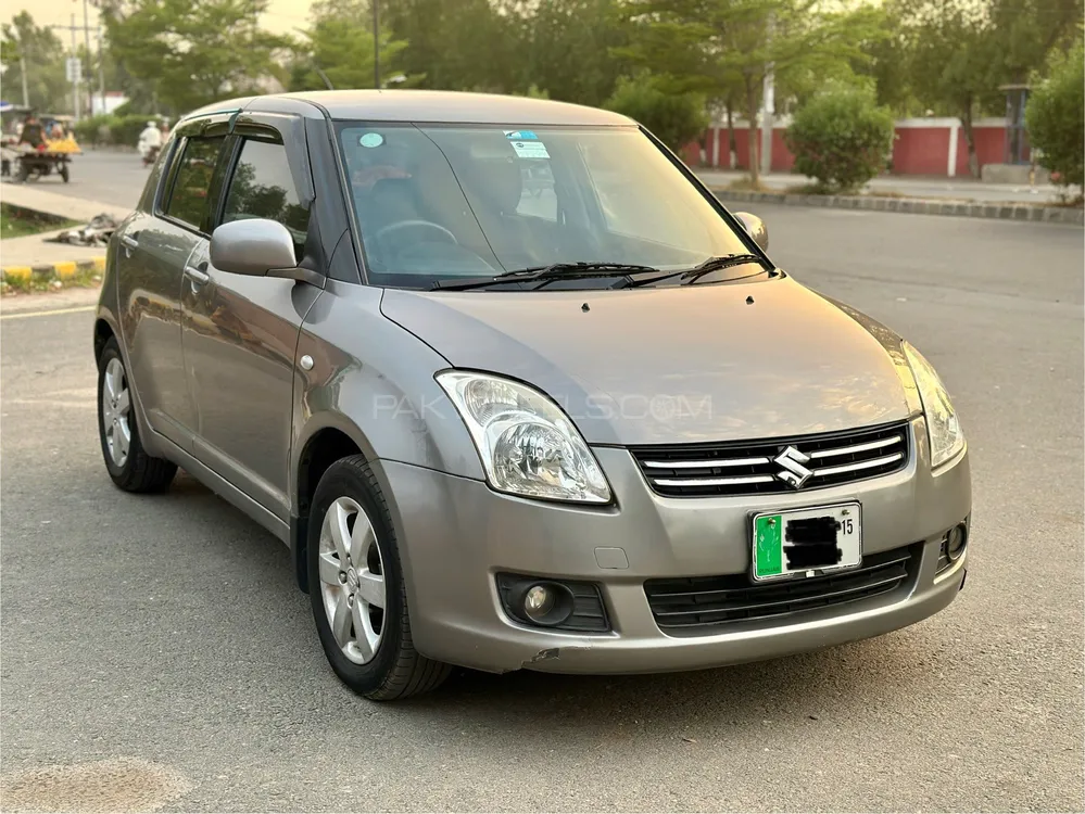 Suzuki Swift 2015 for Sale in Faisalabad Image-1
