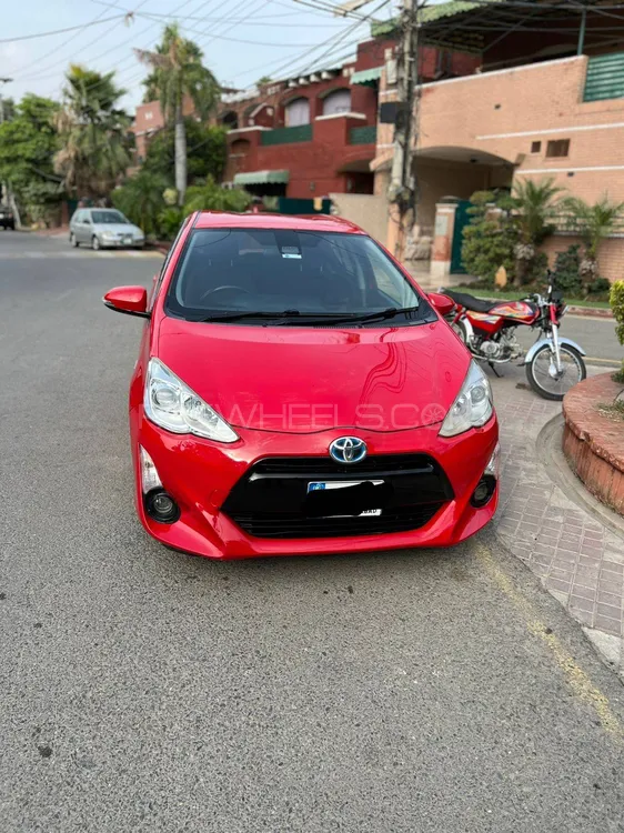 Toyota Aqua 2016 for Sale in Lahore Image-1