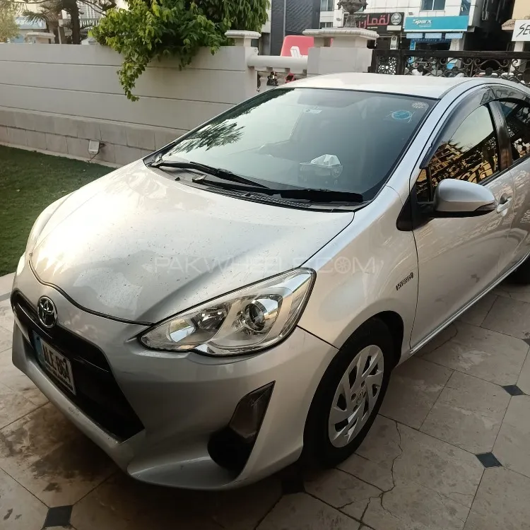 Toyota Aqua 2015 for Sale in Islamabad Image-1
