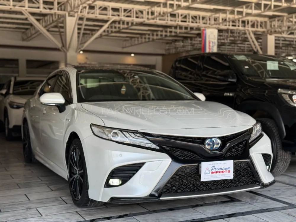 ٹویوٹا کیمری 2021 for Sale in پشاور Image-1