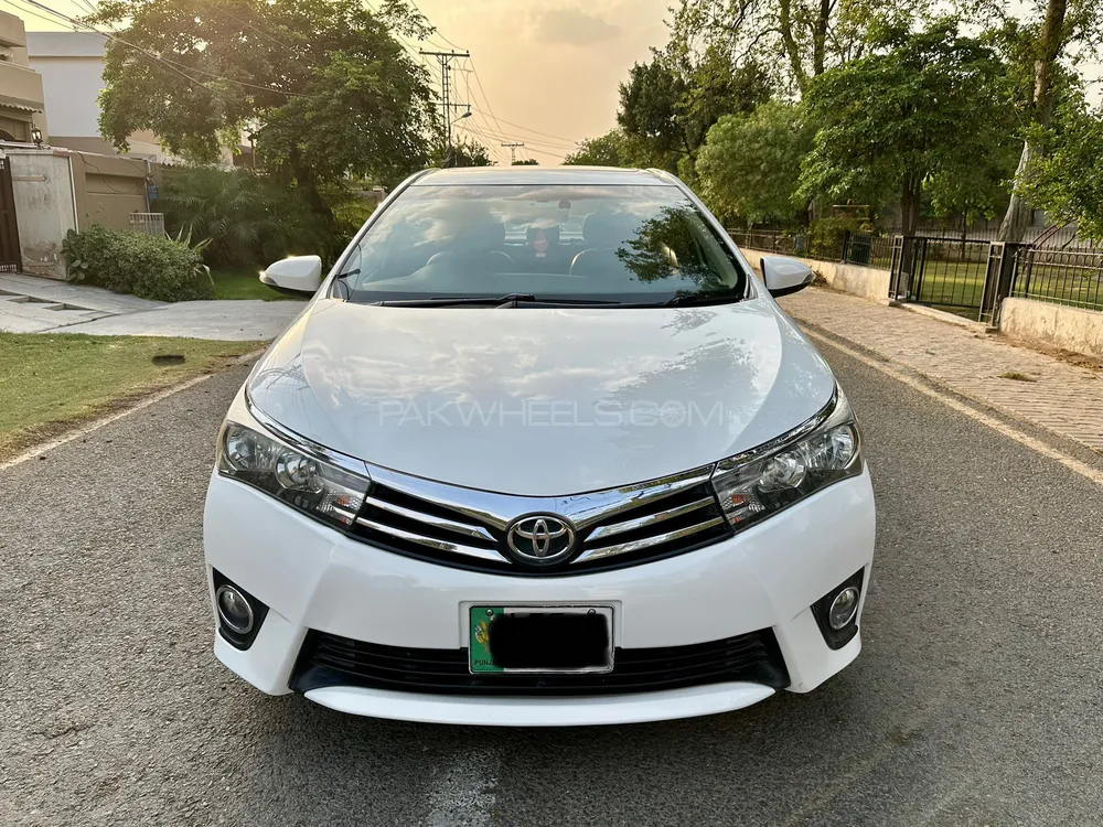 Toyota Corolla 2016 for Sale in Lahore Image-1