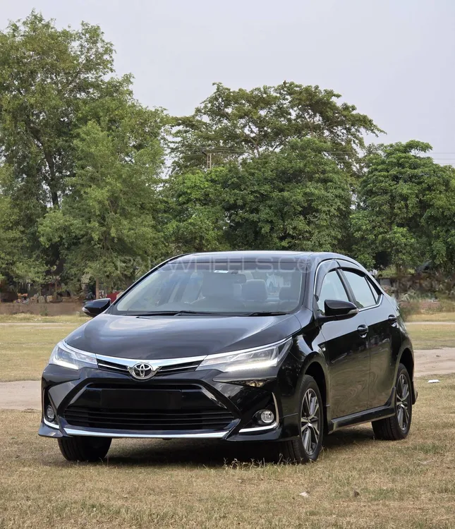 Toyota Corolla 2022 for Sale in Lahore Image-1