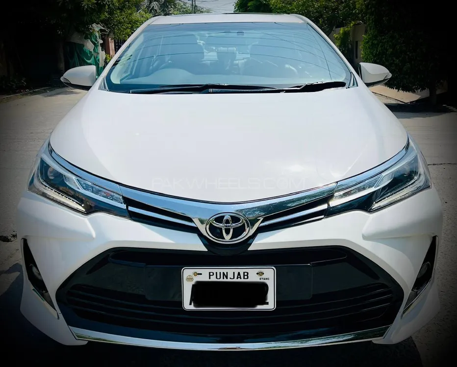 Toyota Corolla 2021 for Sale in Lahore Image-1
