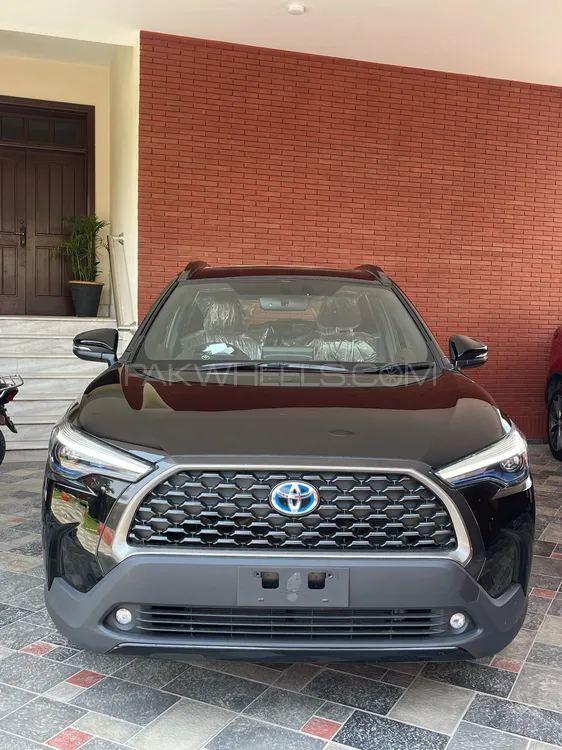 Toyota Corolla Cross 2025 for Sale in Lahore Image-1