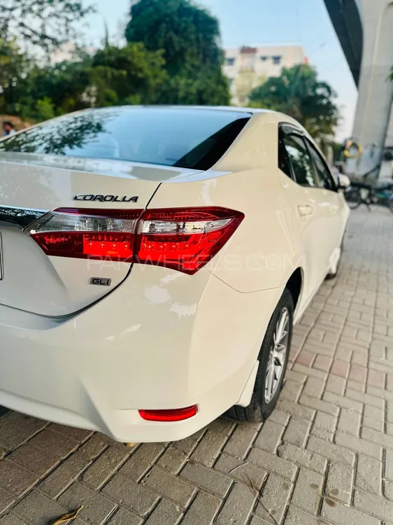 Toyota Corolla 2017 for Sale in Rawalpindi Image-1