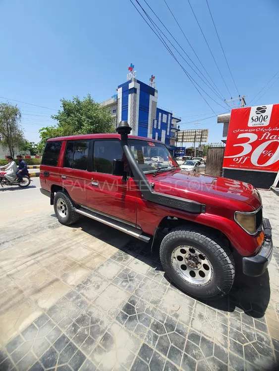 Toyota Land Cruiser 1990 for Sale in Attock Image-1