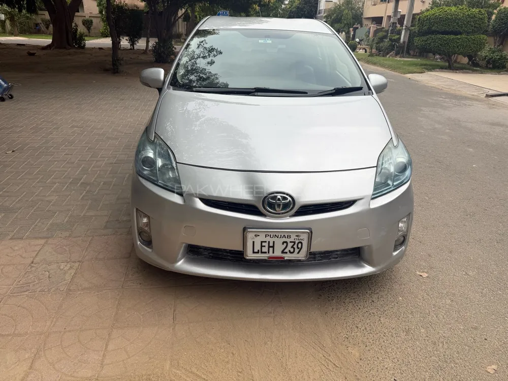 Toyota Prius 2014 for Sale in Lahore Image-1