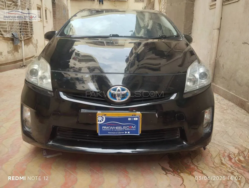 Toyota Prius 2012 for Sale in Karachi Image-1