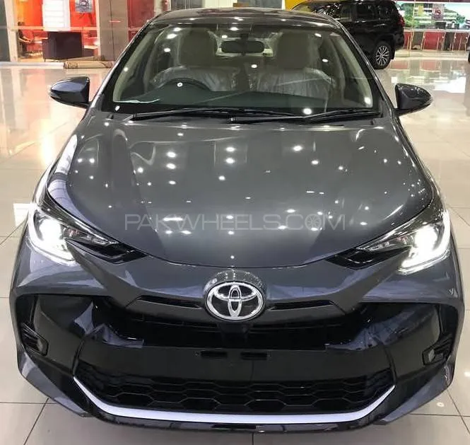 ٹویوٹا یارس سیڈان 2025 for Sale in کراچی Image-1