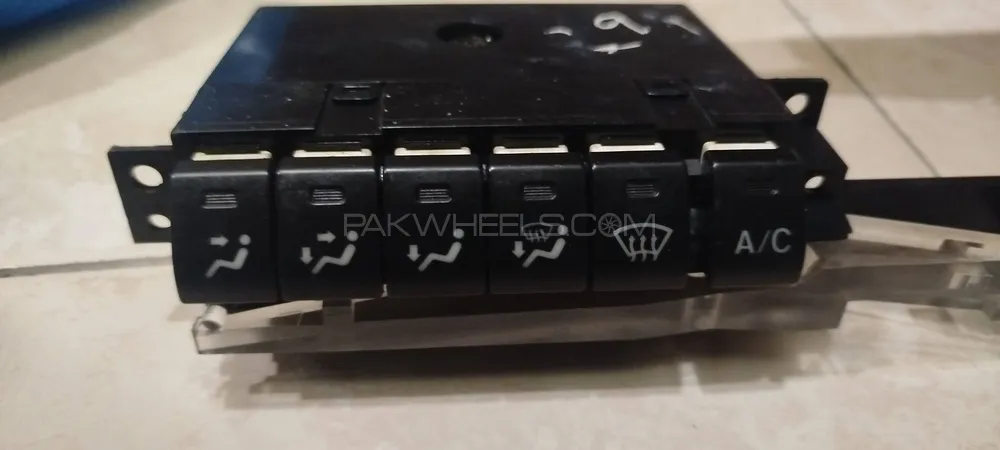 Baleno ac control swicth - Geniune Image-1