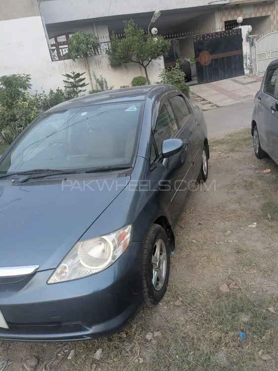 Honda City 2004 for Sale in Lahore Image-1
