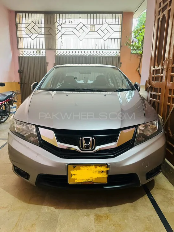 Honda City 2017 for Sale in Liaqat Pur Image-1