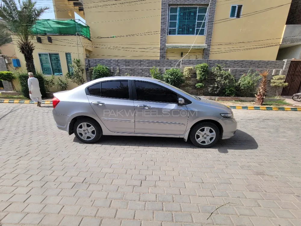 Honda City 2021 for Sale in Okara Image-1
