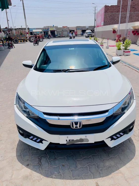 Honda Civic 2018 for Sale in Faisalabad Image-1