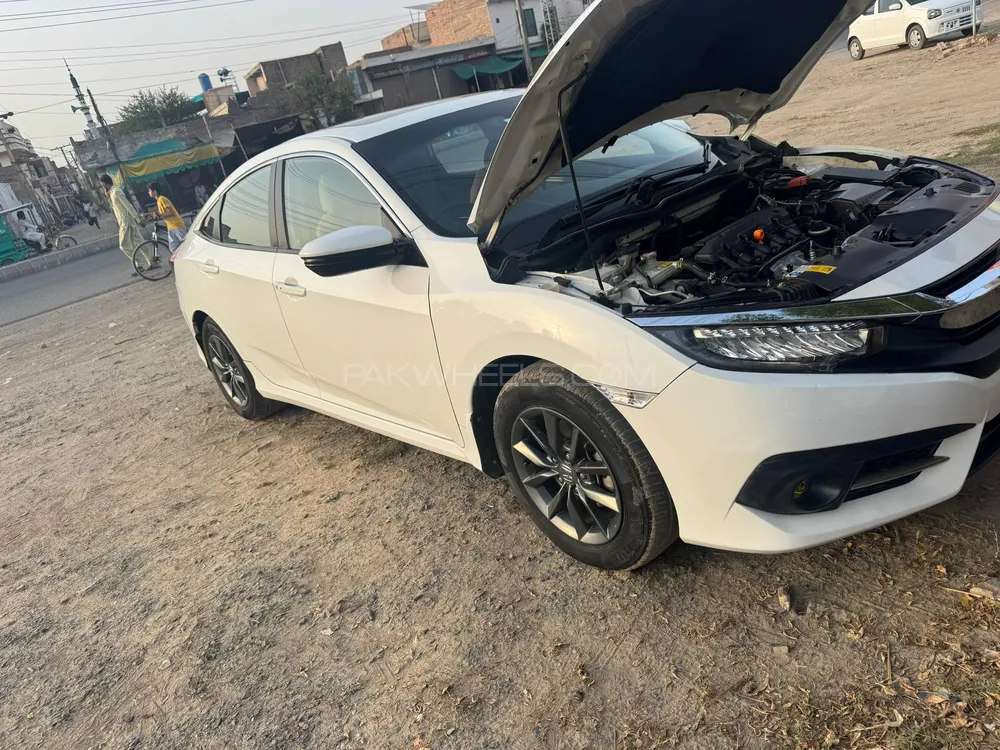 Honda Civic 2020 for Sale in Arifwala Image-1