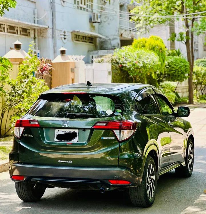 Honda Vezel 2016 for Sale in Lahore Image-1