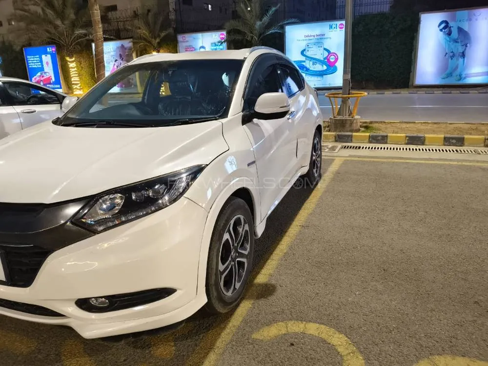 Honda Vezel 2016 for Sale in Lahore Image-1