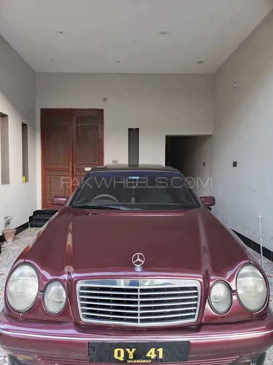 Mercedes Benz E Class 1997 for Sale in Bahawalpur Image-1