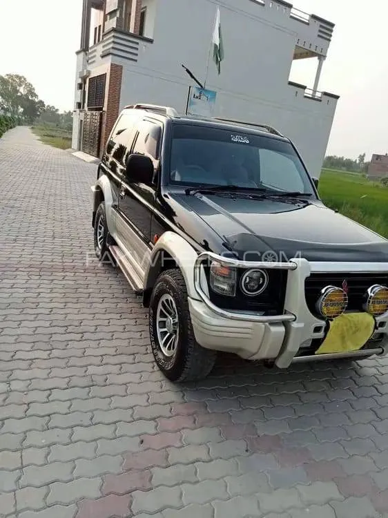 Mitsubishi Pajero 1992 for Sale in Sialkot Image-1