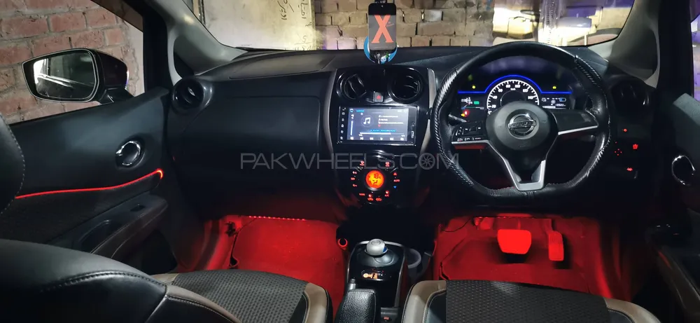 Nissan Note 2017 for Sale in Sambrial Image-1