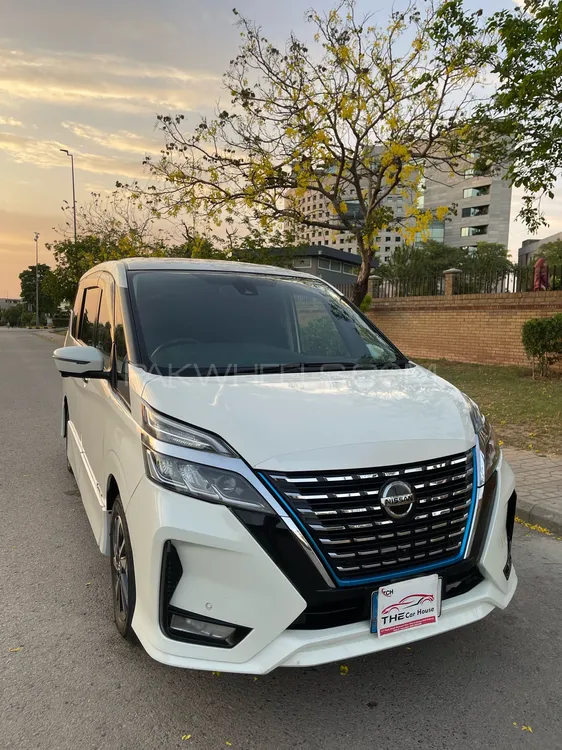 نسان سرینا 2019 for Sale in اسلام آباد Image-1