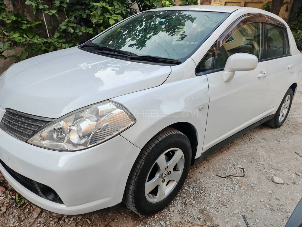 Nissan Tiida 2007 for Sale in Islamabad Image-1