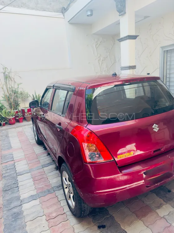 Suzuki Swift 2011 for Sale in Bahawalpur Image-1