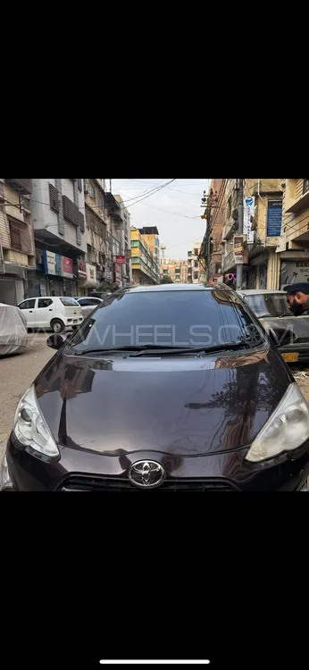 Toyota Aqua 2015 for Sale in Karachi Image-1