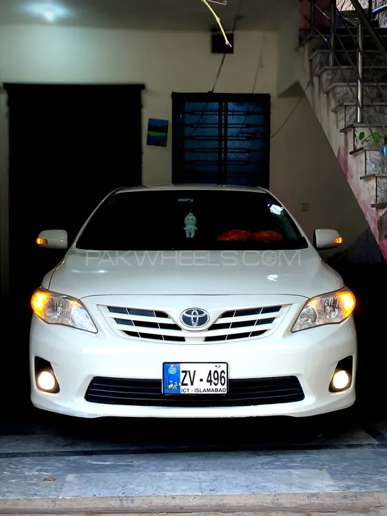 Toyota Corolla 2013 for Sale in Islamabad Image-1