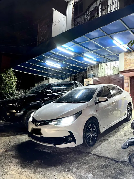 Toyota Corolla 2017 for Sale in Karachi Image-1