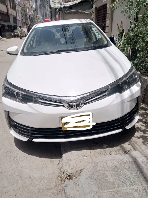 Toyota Corolla 2018 for Sale in Karachi Image-1