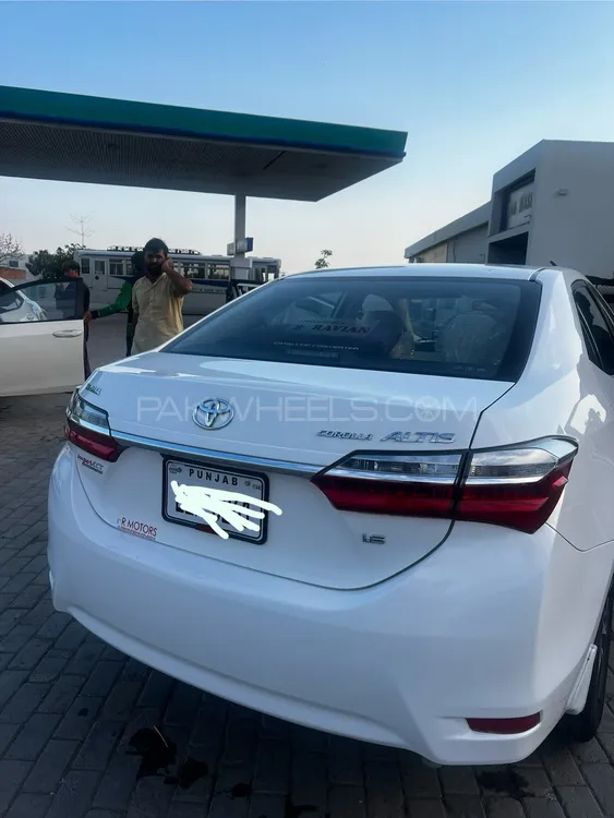 Toyota Corolla 2019 for Sale in Mandi bahauddin Image-1