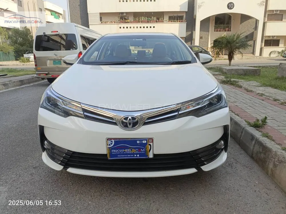 Toyota Corolla 2018 for Sale in Islamabad Image-1