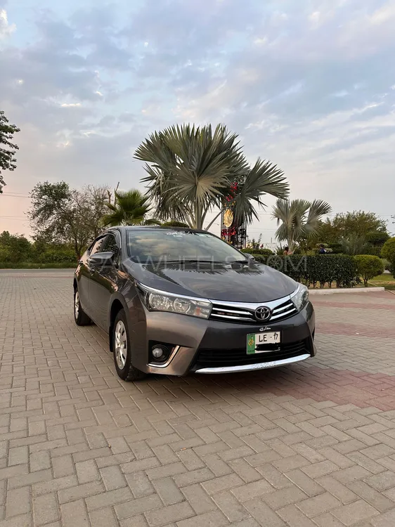 Toyota Corolla 2017 for Sale in Gujrat Image-1