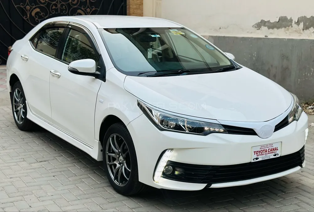 Toyota Corolla 2018 for Sale in Gujranwala Image-1