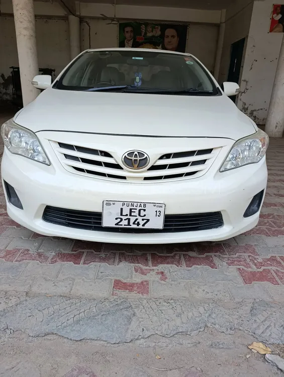 Toyota Corolla 2013 for Sale in Lahore Image-1