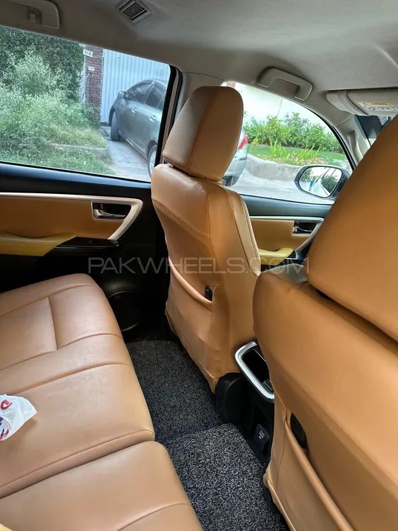 Toyota Fortuner 2018 for Sale in Islamabad Toyota Fortuner 2018 for Sale in Islamabad Image-11