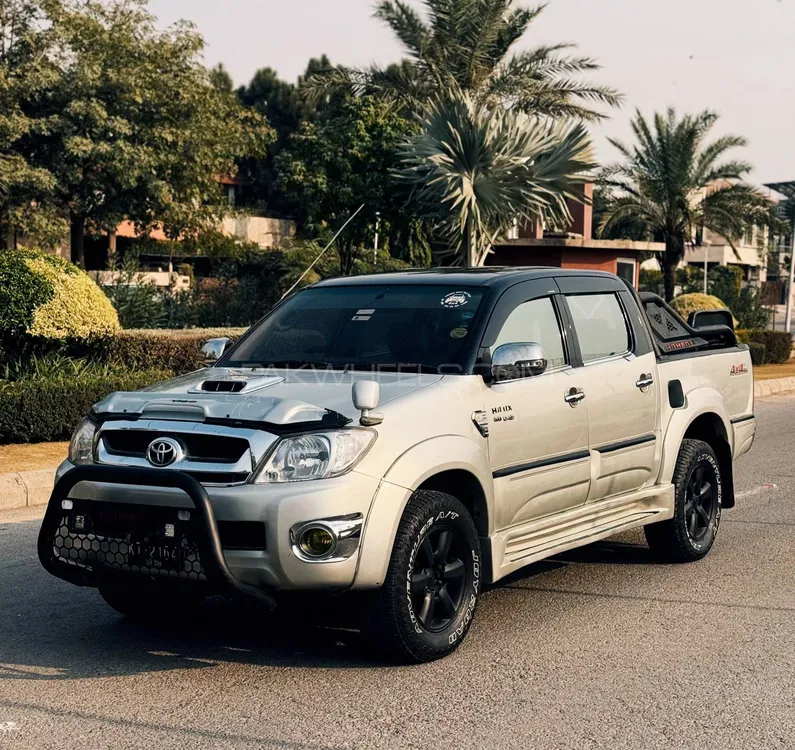 Toyota Hilux 2008 for Sale in Islamabad Image-1