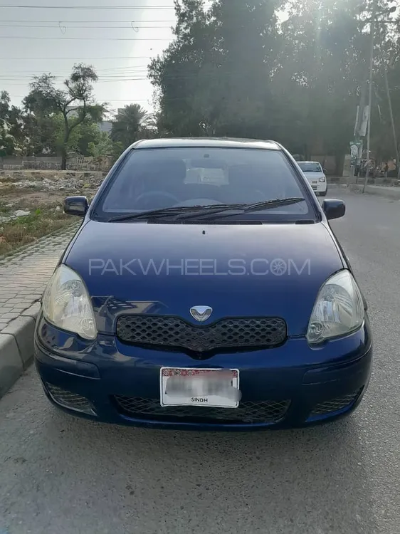 Toyota Vitz 2005 for Sale in Karachi Image-1