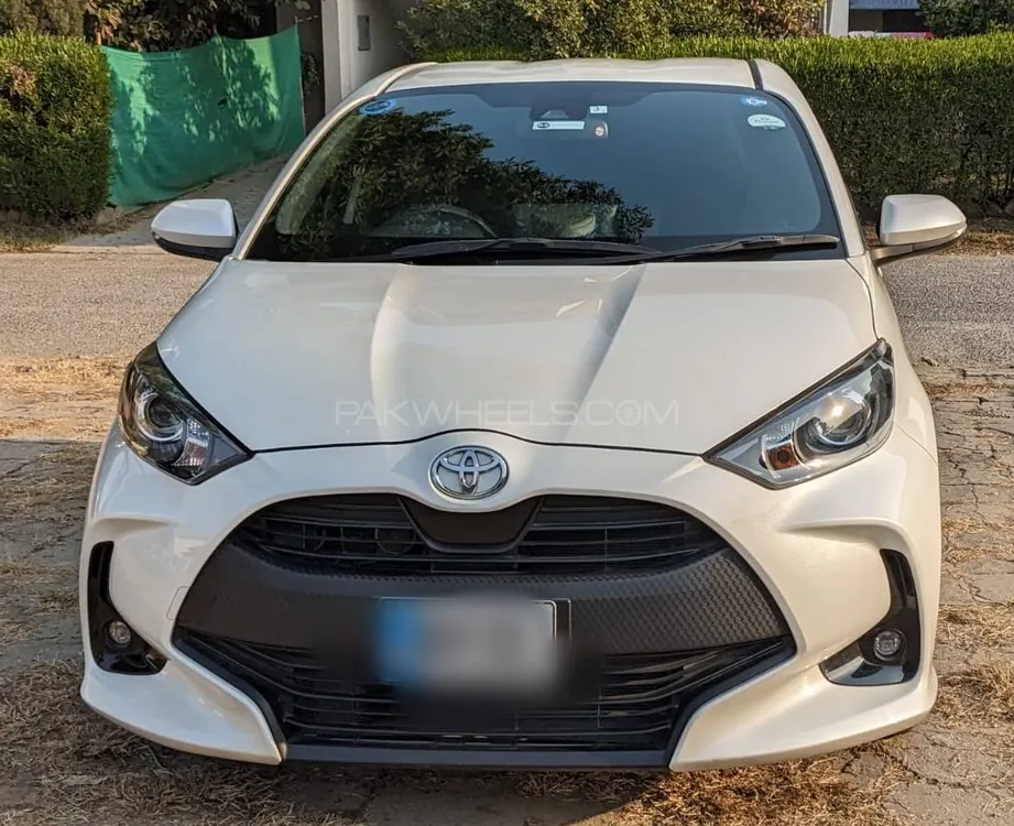 Toyota Yaris Hatchback 2020 for Sale in Attock Image-1