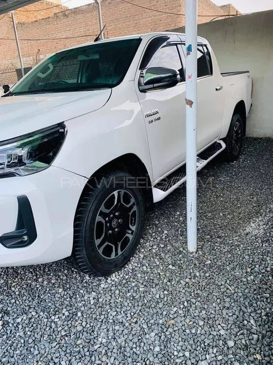 Toyota Hilux 2024 for Sale in Islamabad Image-1