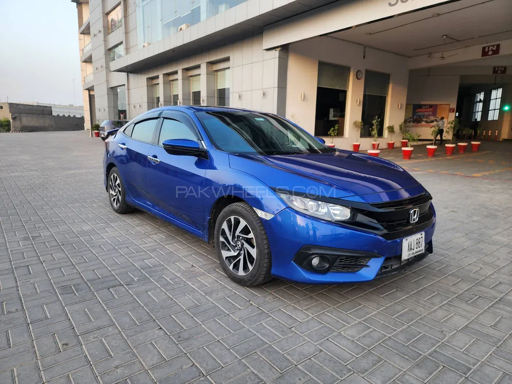 Honda Civic 2018 for Sale in Lahore Image-1