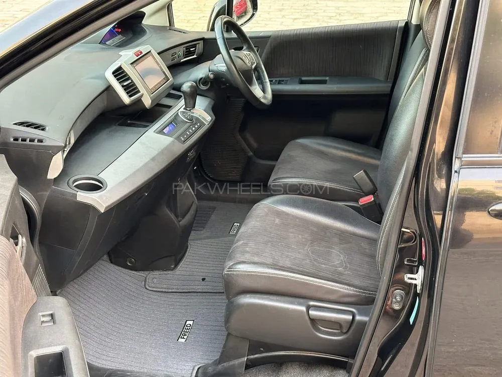 Honda Freed 2015 for Sale in Faisalabad Honda Freed 2015 for Sale in Faisalabad Image-12