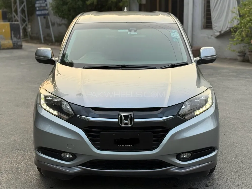 Honda Vezel 2014 for Sale in Lahore Image-1