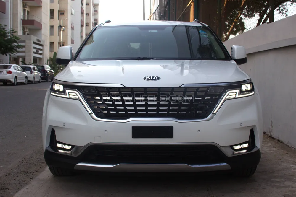 KIA Carnival 2021 for Sale in Karachi Image-1
