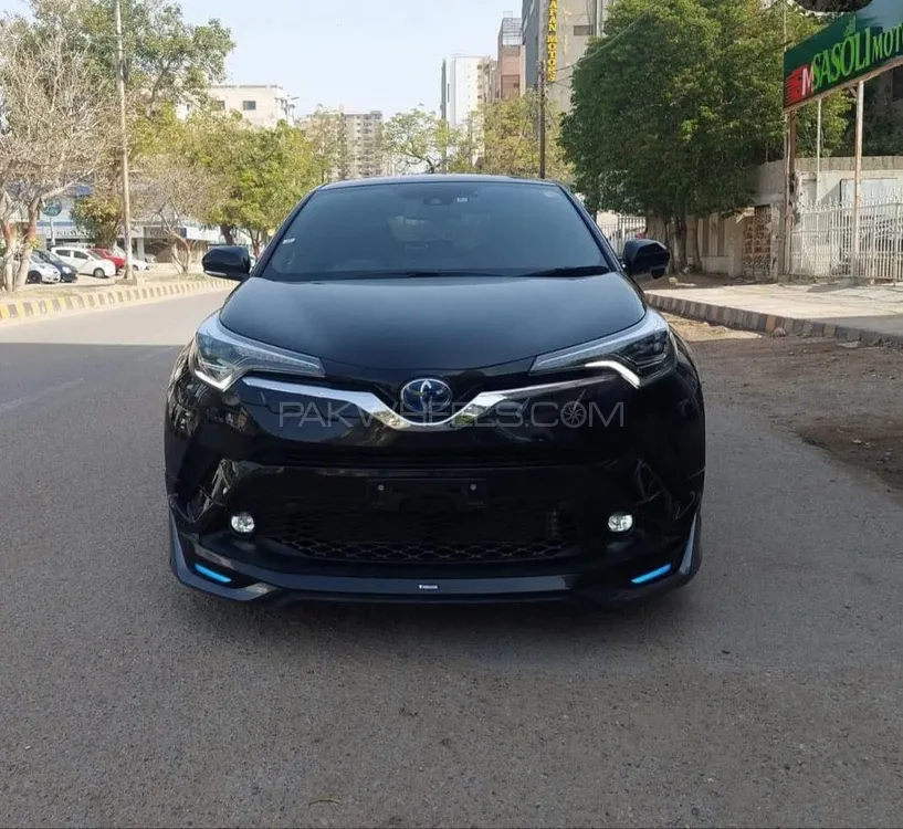 Toyota C-HR 2018 for Sale in Karachi Image-1