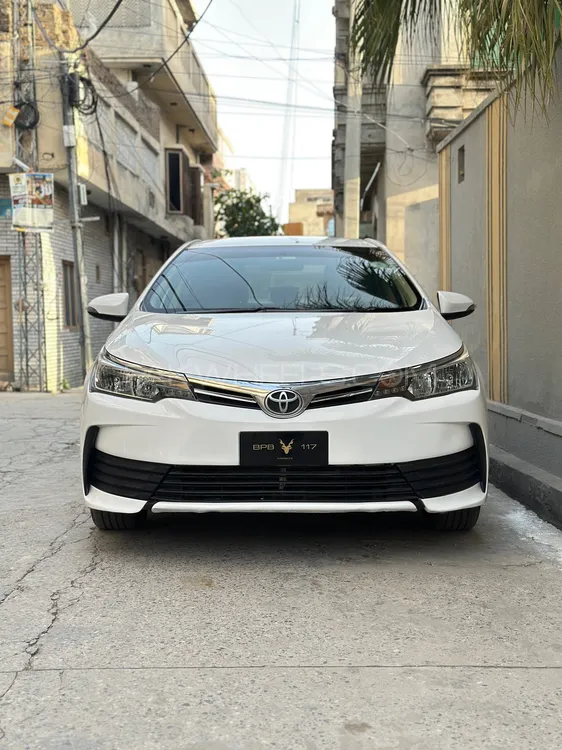 Toyota Corolla 2018 for Sale in Islamabad Image-1